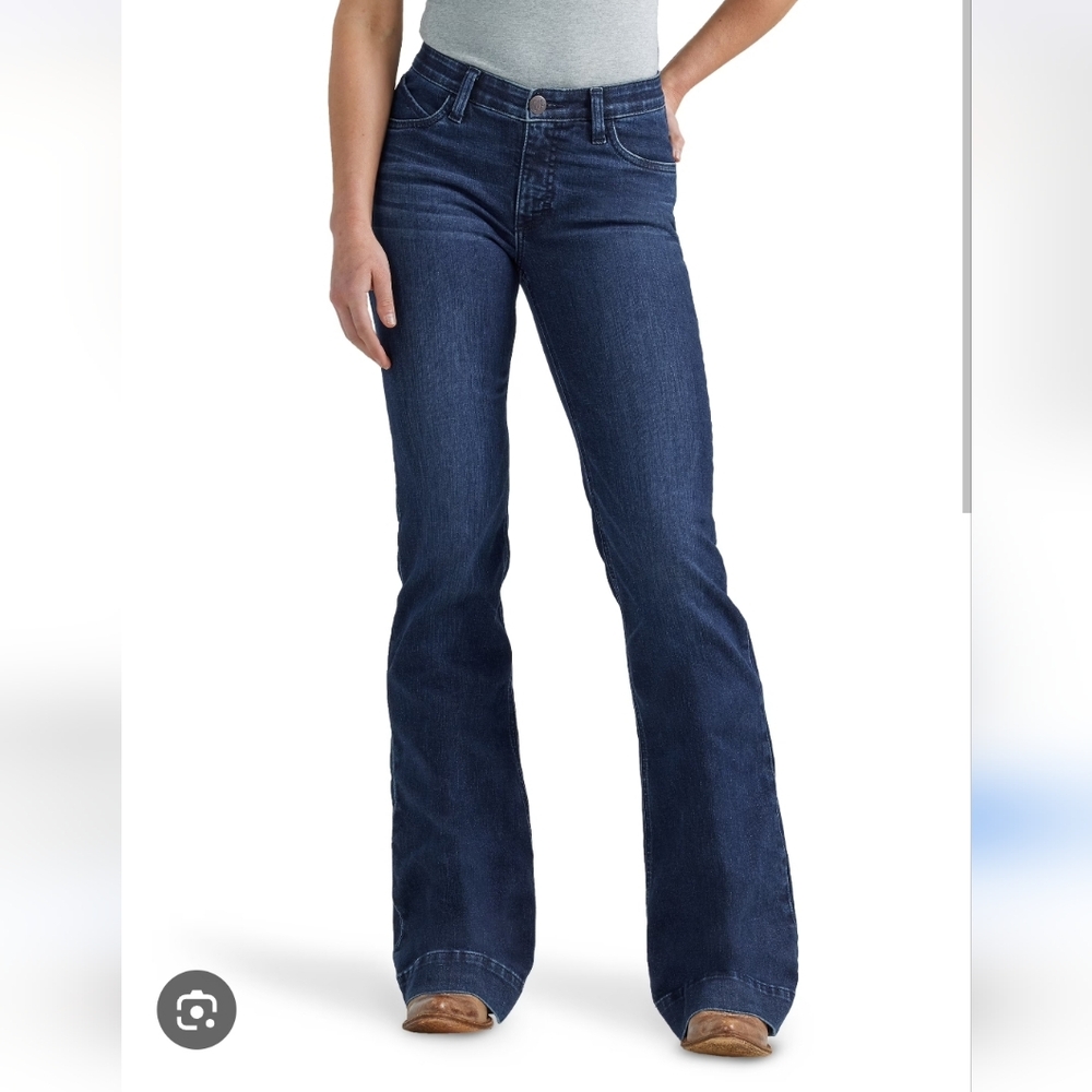 Wrangler Willow Size 31x24 11/12
